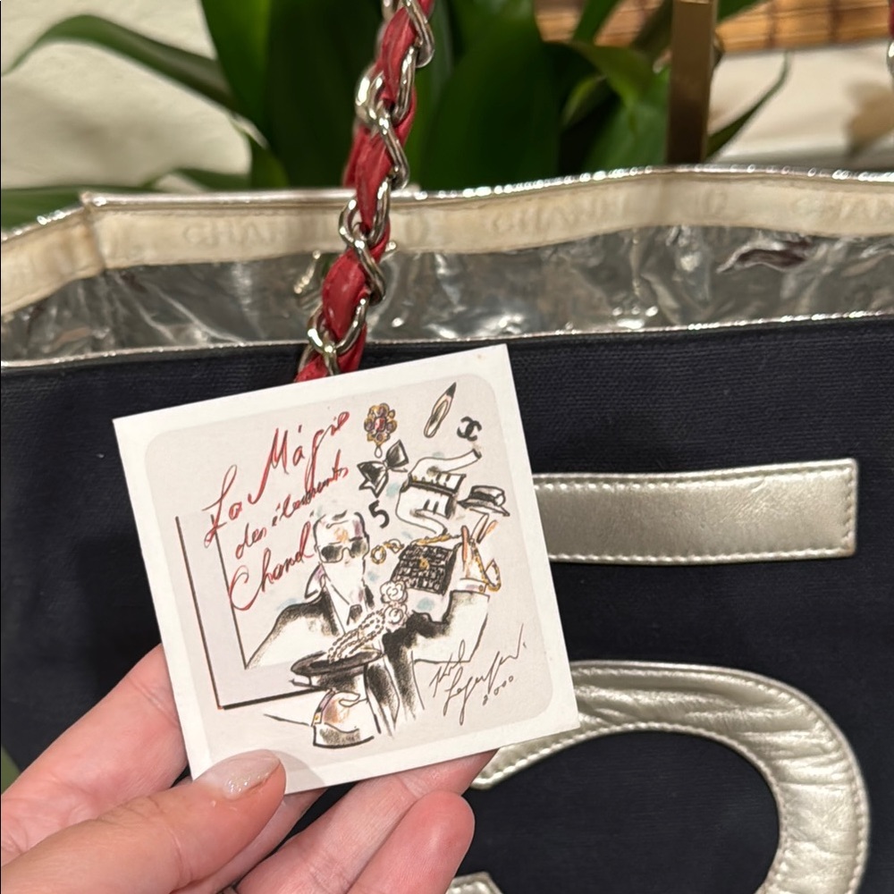 CHANEL Coco Mark No.5 Tote Bag, navy - Picture 14 of 15